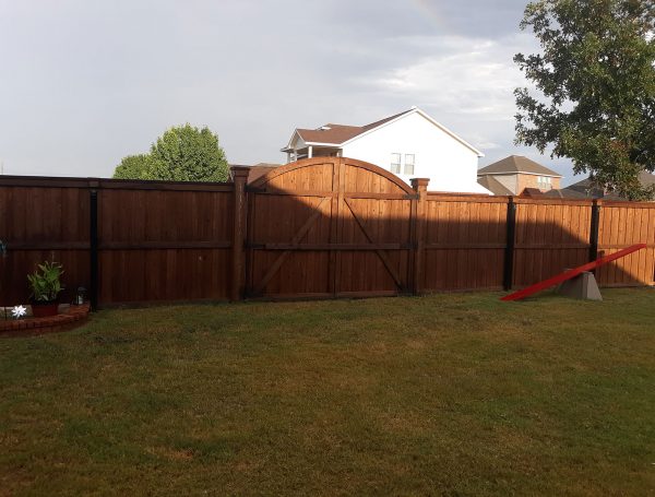 Custom Fence – Lake Worth Tx